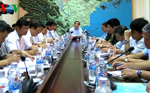 Vizepremierminister Hoang Trung Hai fordert die Verfolgung der Bewegung des Taifuns "Rammasun" - ảnh 1